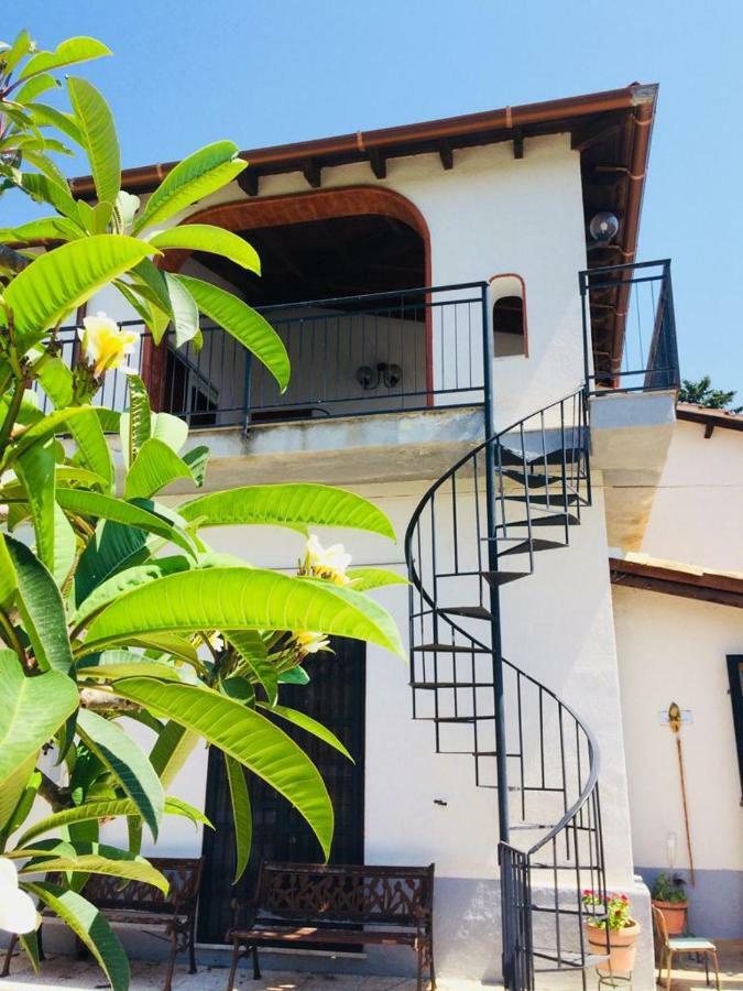 Вілла Casa Vacanza Mariaoliva Менфі Екстер'єр фото